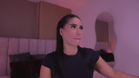 samantha online show from April 2026 07:15:02 PM