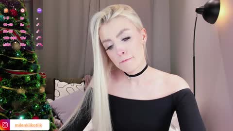 Alexandra online show from December 2024 06:41:01 PM