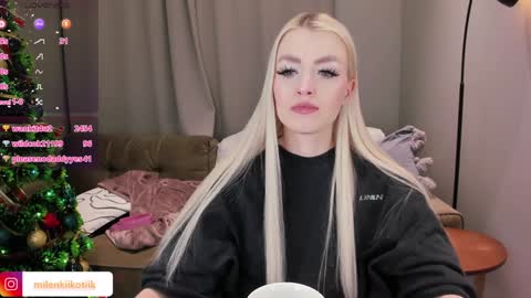 Alexandra online show from December 2024 06:49:01 PM