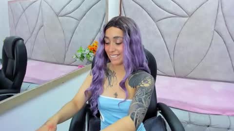 Stacey lee online show from October 2025 07:25:01 PM