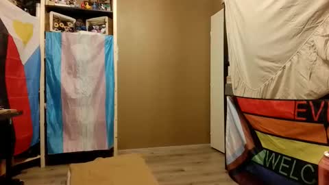 Snapshot of stacy_de_la_nuit chatting on May 2026 11:33:01 PM stacy_de_la_nuit online show from May 2026 11:33:01 PM