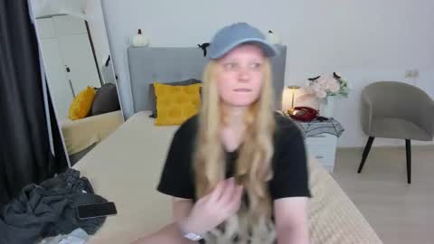 Stacy online show from October 2025 09:11:01 AM