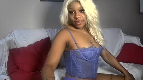 Stacy online show from October 2025 02:06:02 AM