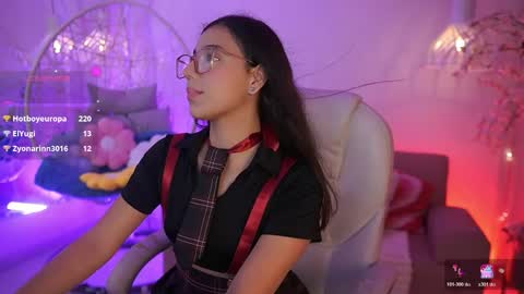 stacycooper_ online show from May 2026 07:11:01 PM