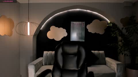 Im Stacy online show from January 2025 10:03:01 AM