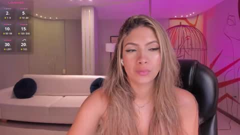 Im Stacy online show from February 2025 03:53:01 PM