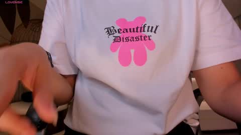 Im Stacy online show from February 2025 09:54:01 AM