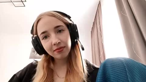 Mila online show from February 2026 06:09:01 AM