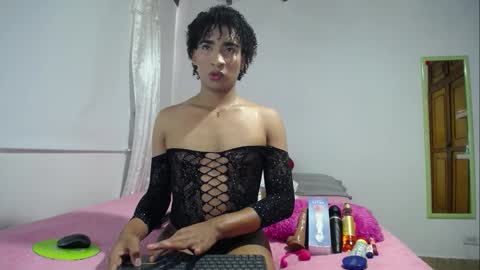 Snapshot of stannlyy chatting on September 2025 08:30:02 PM Stannly online show from September 2025 08:30:02 PM