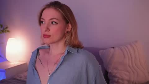 Kristina online show from February 2026 01:03:02 PM