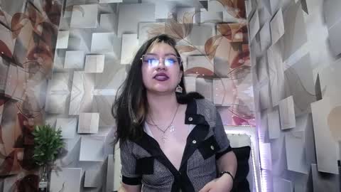 S T A R online show from April 2026 01:15:02 PM