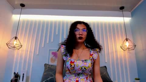 Stark Jones online show from November 2025 01:01:02 PM