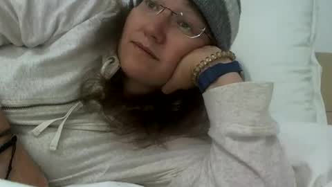 Snapshot of starlagurl chatting on January 2025 02:35:01 PM starlagurl online show from January 2025 02:35:01 PM