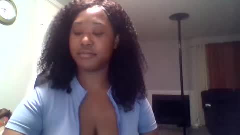 starlebomb online show from March 2026 01:33:02 AM