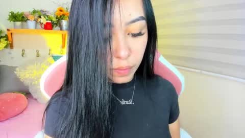 Alisson  online show from October 2025 01:03:01 AM