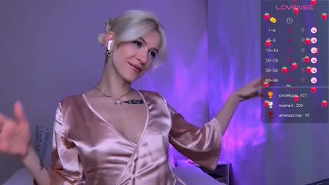 Snapshot of starlightstacey chatting on January 2025 06:53:02 AM Stacey online show from January 2025 06:53:02 AM