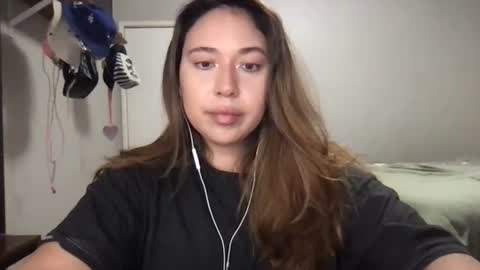 starlitdreams777 online show from August 2026 02:26:02 AM