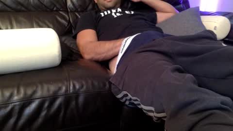 Snapshot of starpizzle chatting on October 2025 09:42:02 PM Starpizzle online show from October 2025 09:42:02 PM