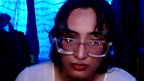      online show from September 2025 07:17:02 PM