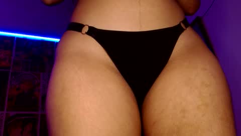      online show from October 2025 05:33:01 AM