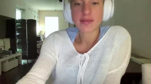 Stassiethatsororitygirl online show from October 2025 01:56:02 PM