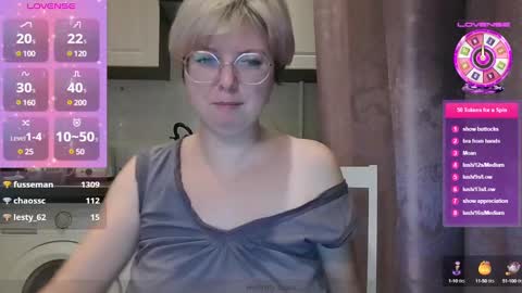 Snapshot of stasya_07 chatting on December 2024 10:51:01 PM Stasya online show from December 2024 10:51:01 PM
