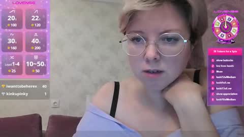Snapshot of stasya_07 chatting on December 2024 09:24:01 PM Stasya online show from December 2024 09:24:01 PM
