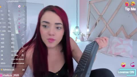 stefany online show from January 2025 05:03:01 PM