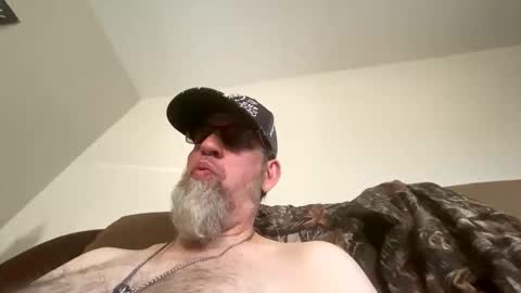 steel259373 online show from November 2025 05:35:01 PM