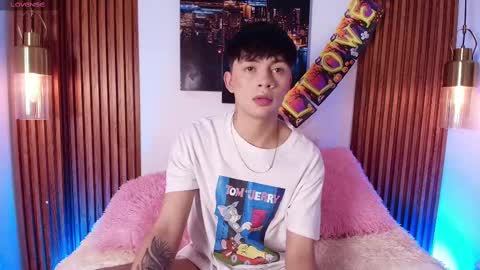 Steev online show from October 2025 09:36:02 PM