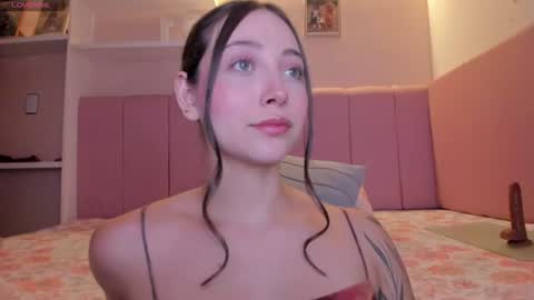 Stefa Gomez  online show from June 2026 12:48:01 PM