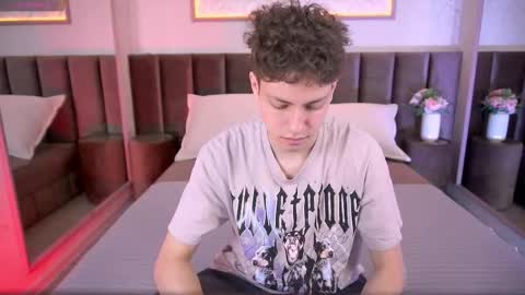 Snapshot of stefanbev chatting on February 2026 07:39:02 PM Esrefan online show from February 2026 07:39:02 PM