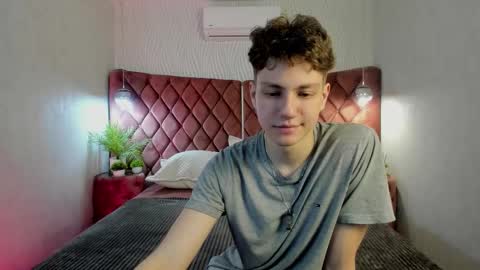 Snapshot of stefanbev chatting on March 2026 07:53:02 PM Esrefan online show from March 2026 07:53:02 PM