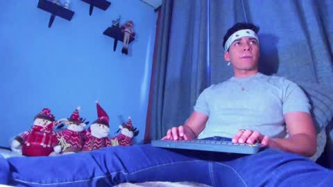 Stefann Salvatore online show from January 2025 10:44:01 PM