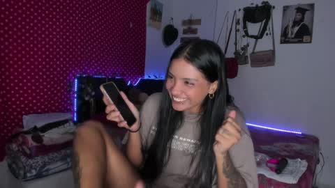 Im MiaIts my first day here  online show from January 2025 02:10:01 AM