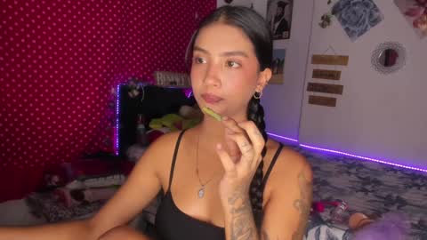 Im MiaIts my first day here  online show from January 2025 02:24:02 AM