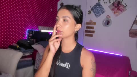 Im MiaIts my first day here  online show from January 2025 05:51:01 AM