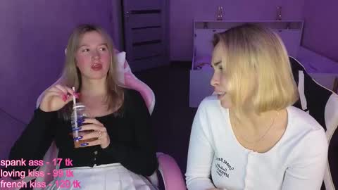 Snapshot of stefany_and_bettany chatting on October 2025 04:02:02 PM stefany_and_bettany online show from October 2025 04:02:02 PM