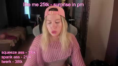 stefany_and_bettany online show from June 2026 05:01:02 PM