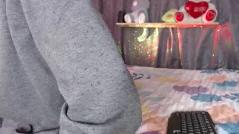 stefany_pablo1 online show from November 2025 12:38:01 PM