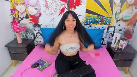 --Estefay-- online show from November 2025 02:45:02 AM