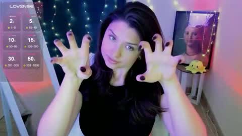 Steffi online show from May 2026 02:11:01 PM