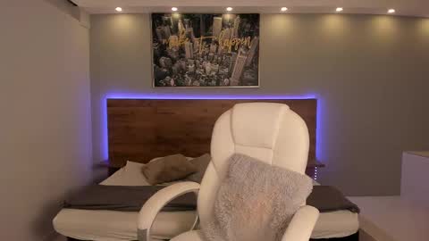 Snapshot of stefy_cherry chatting on March 2025 09:29:01 PM Stefy Cherry online show from March 2025 09:29:01 PM