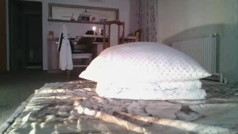 steki038434 online show from November 2025 05:06:02 PM