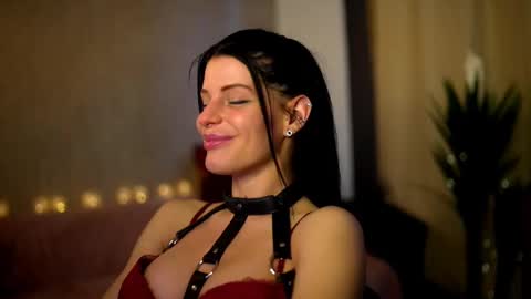 Stella online show from March 2025 01:09:01 PM