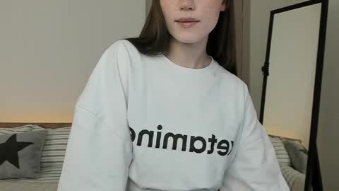 stella_sunny online show from April 2026 08:09:02 AM