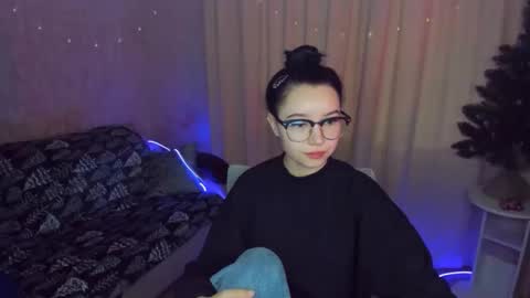 StellaCharm online show from January 2026 11:58:02 AM