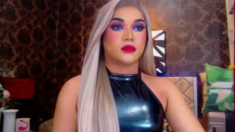 CALL ME STELLA online show from January 2025 01:01:01 PM