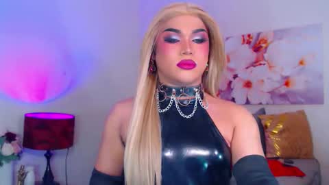 CALL ME STELLA online show from October 2025 06:42:02 PM