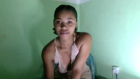 stellah2555 online show from April 2026 07:18:02 PM